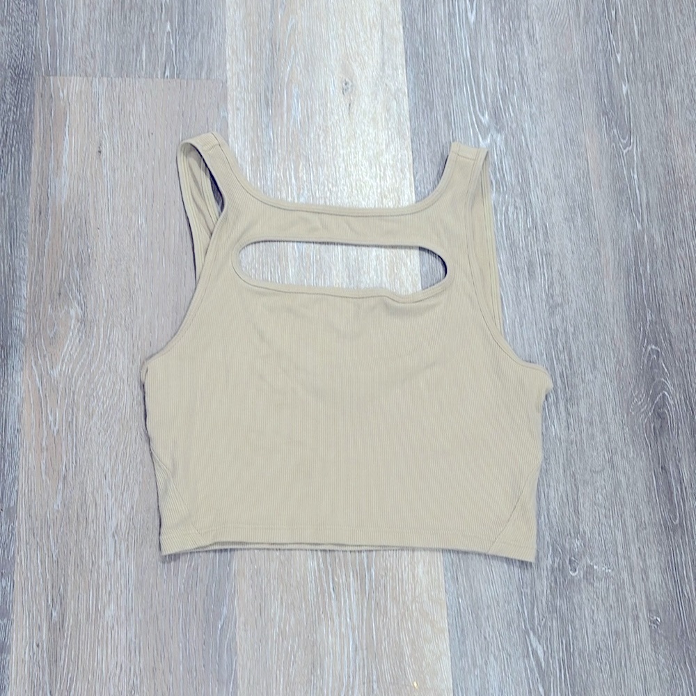 Lululemon LA Front Cut-Out Crop Tank